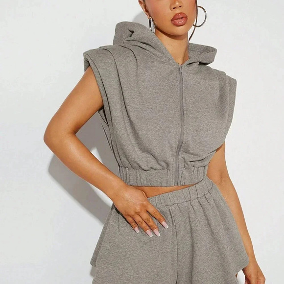 . Tops - Light Grey Casual Womens Zip Sleeveless Hoodie & Shorts Set